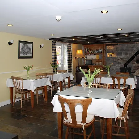 O'Briens Cashel Lodge-3