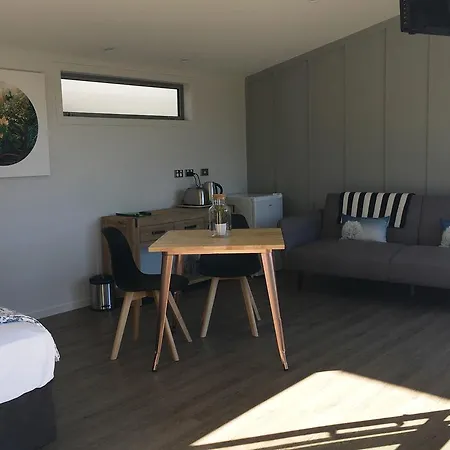 Kohimarama Beach Bed & Breakfast-2