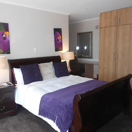 Casabella Guesthouse-2