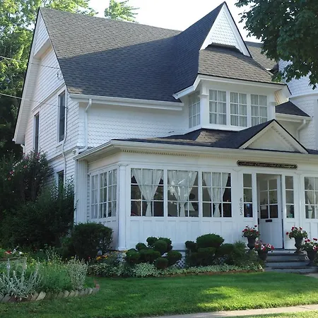 Absolute Elegance Bed And Breakfast-2
