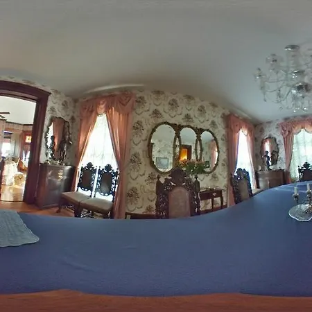 Herrold On Hill Bed And Breakfast-3