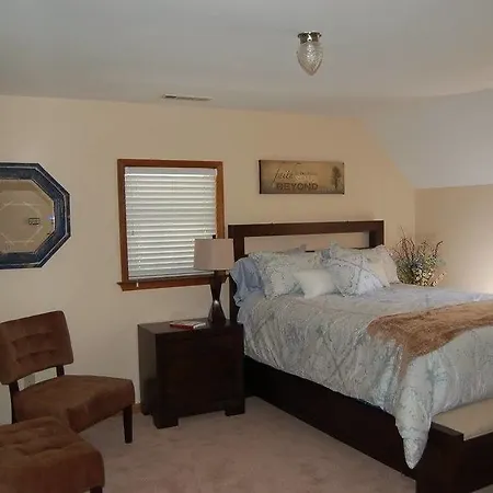 Serenity Pointe Bed And Breakfast-2