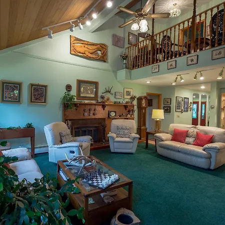 Alaska House Of Jade Bed And Breakfast-3