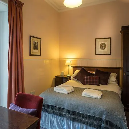 Gartmore House Bed & Breakfast-3