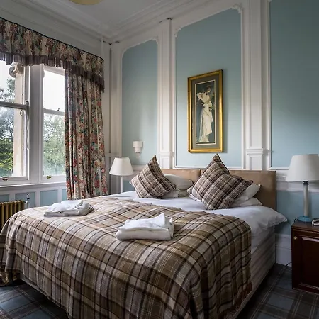 Gartmore House Bed & Breakfast-3