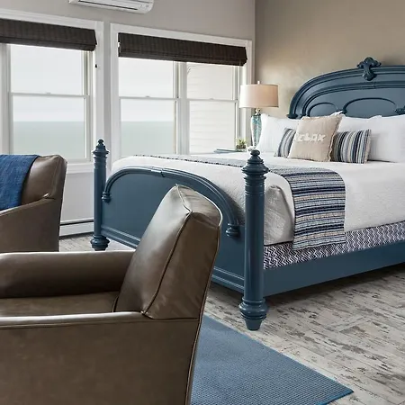 Huron House-2
