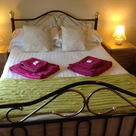 Acomb Lodge-3