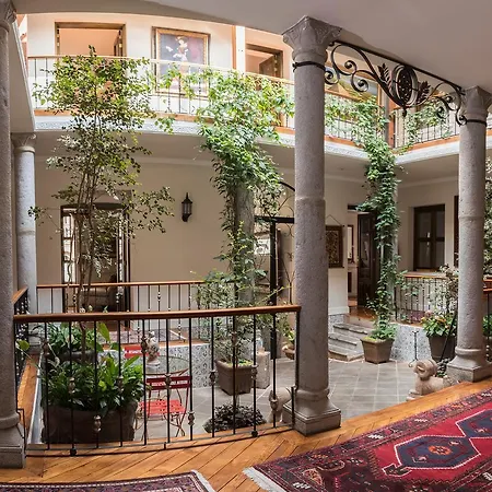 Villa Colonna-2