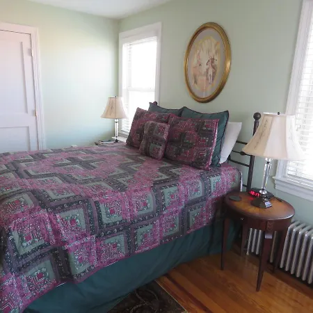 The Swope Manor Bed & Breakfast-2