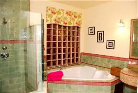 The Black Orchid Bed And Breakfast-2