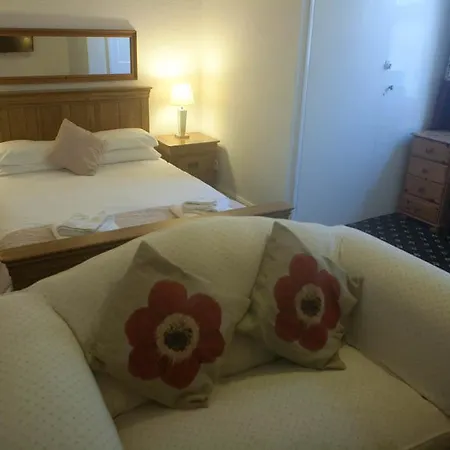 Cavell House Bed And Breakfast-2