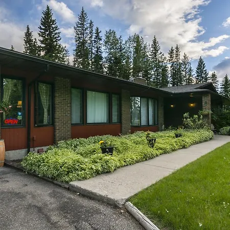 Rustlers Lodge-3