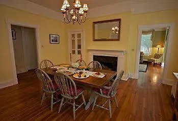 Waypoint House Bed And Breakfast-2