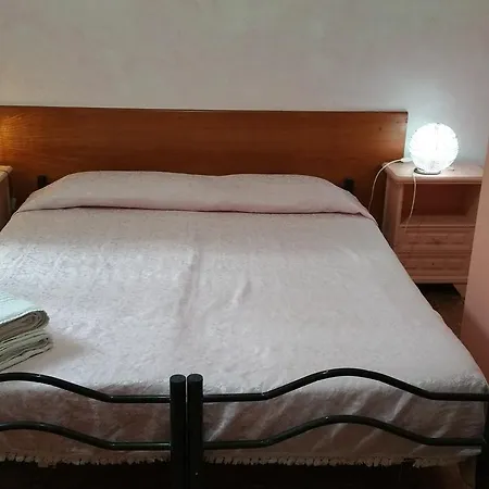 Walter Guest House-2