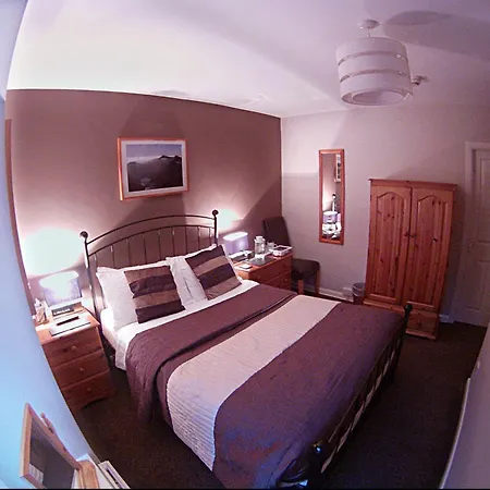 Glyn Peris Guest House-2