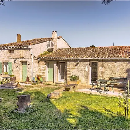 Ecuries Sainte Croix-2