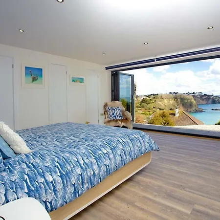 Seaways Bed And Breakfast-2