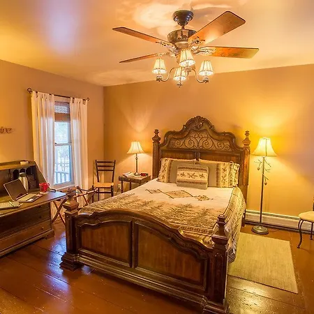 Snow Goose Bed And Breakfast-2