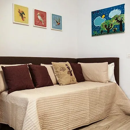 Chezromyk The Kosher B&B-2