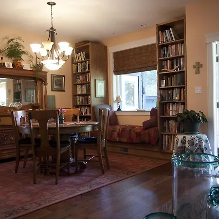 Salmon Point B&B-3