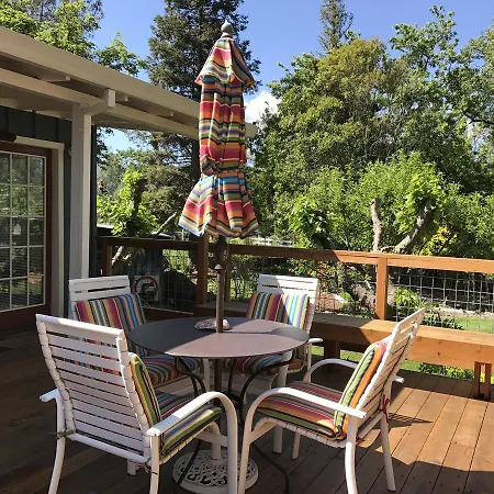 Trailside Inn Bed And Breakfast-3