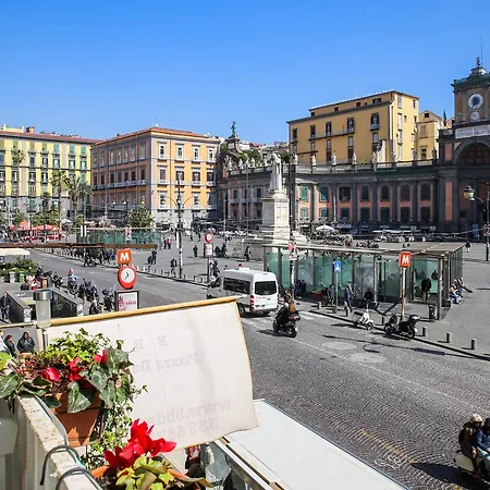 Bed&Breakfast Piazza Dante-3