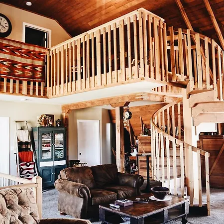 Country Barn B And B-3