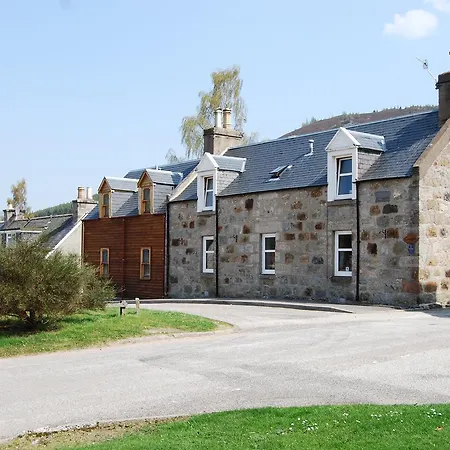 Craiglea Bed & Breakfast-3