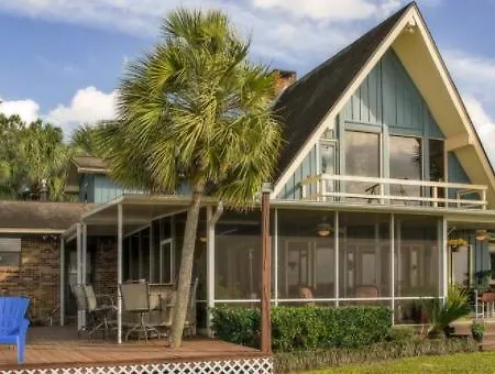 Hampton Lake Bed And Breakfast-3