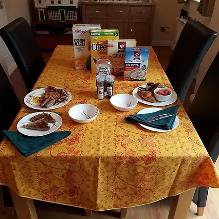 Sawbridgeworth Bed & Breakfast-3
