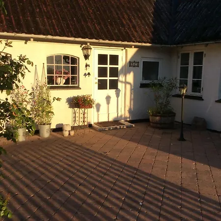 Bed And Breakfast - Stakdelen 47-3