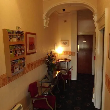 Balmoral Guest House-3