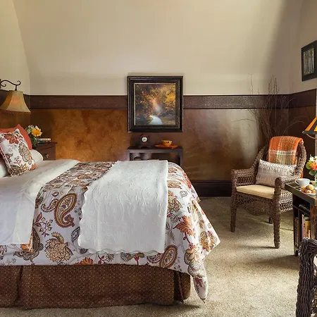 Hartzell House Bed And Breakfast-2