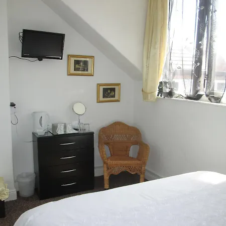 Ashford House Guest House-2