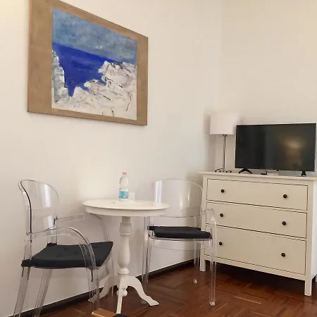 B&B Five Rooms-3