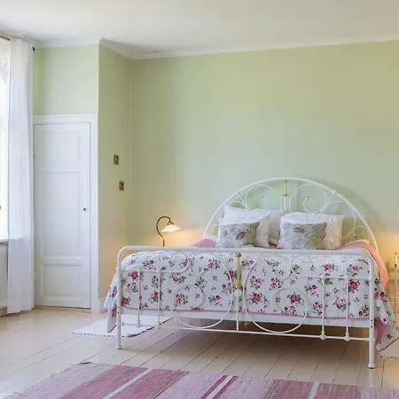 Gamleby Bed & Breakfast-3