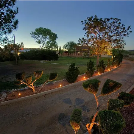 Desert Rose Bed And Breakfast-2
