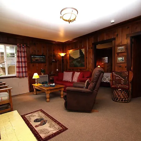 Fern Grove Cottages-2