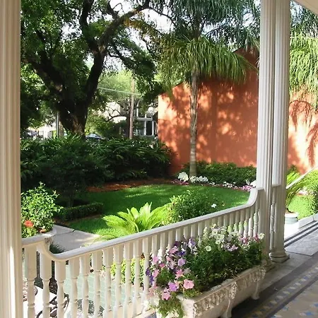 Avenue Inn Bed And Breakfast-2
