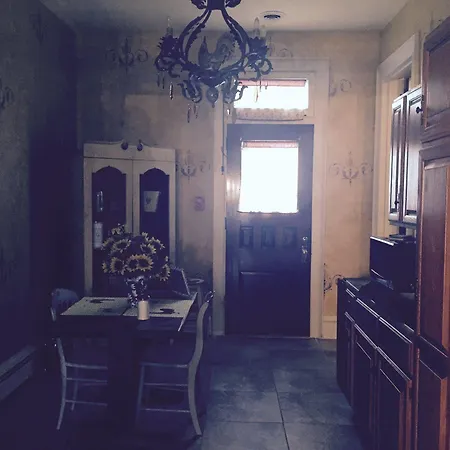 Grace Manor Bed And Breakfast-3