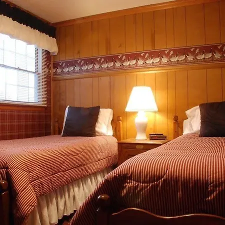 Borchers Ausable Bed And Breakfast-3
