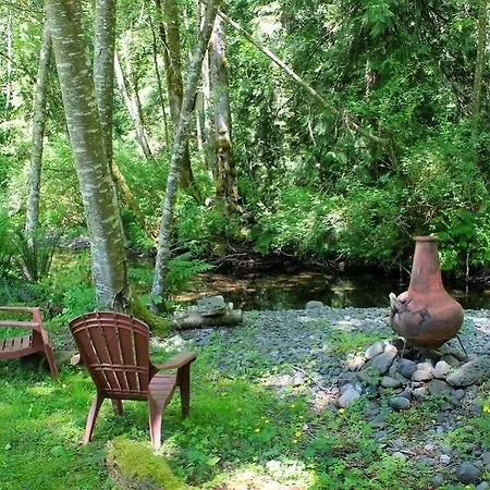 Creekside B & B-3