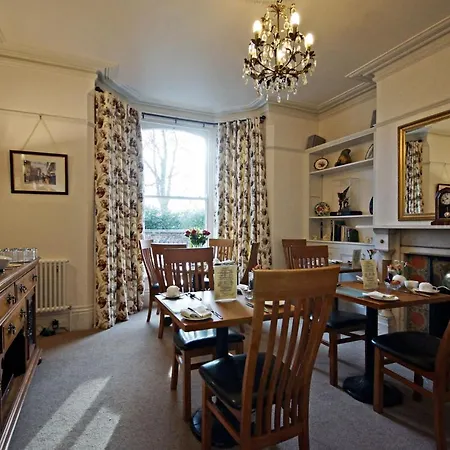 Bronte Guest House-3