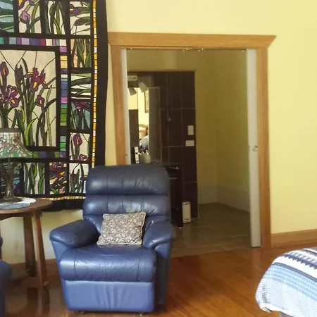 Stringybark Hills Retreat-3