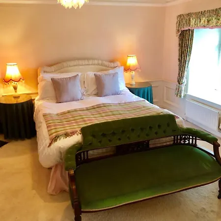 Newburgh House-3