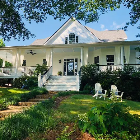Ava House Inn And Event Venue-2