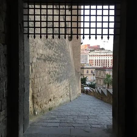 International Naples-3