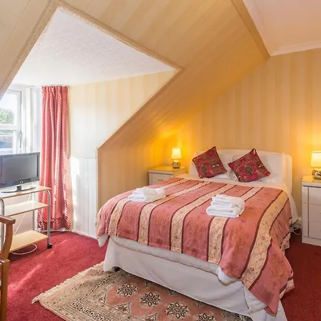 Menzies Guest House-2