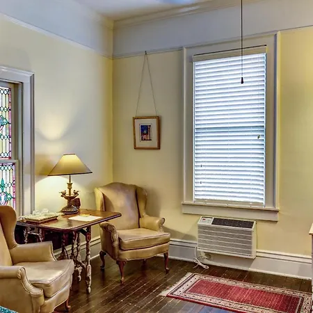 Isabella Bed & Breakfast-3
