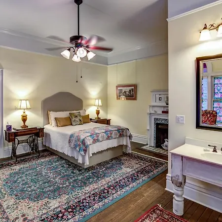 Isabella Bed & Breakfast-2